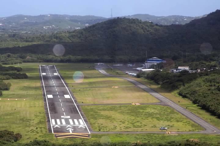 Vieques Airport on approach