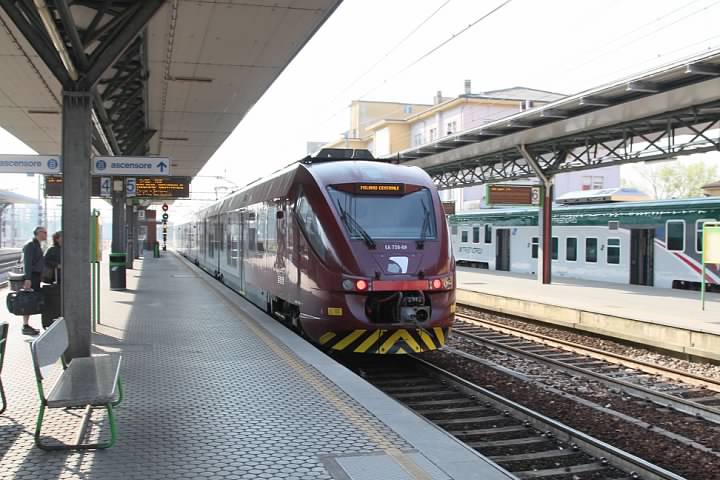 Malpensa Express at Saronno