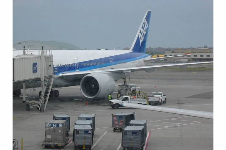 ANA Boeing 777 at JFK. Lowell Silverman photography, 2005